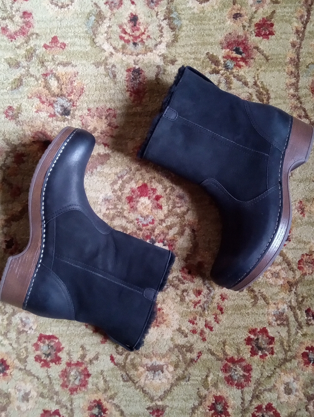 Dansko Bettie Black Shearling Boots 40